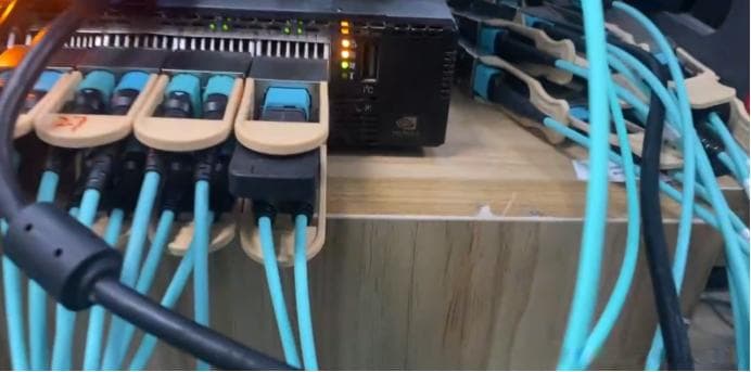 800G光模块：满足高速数据传输需求的必然选择
