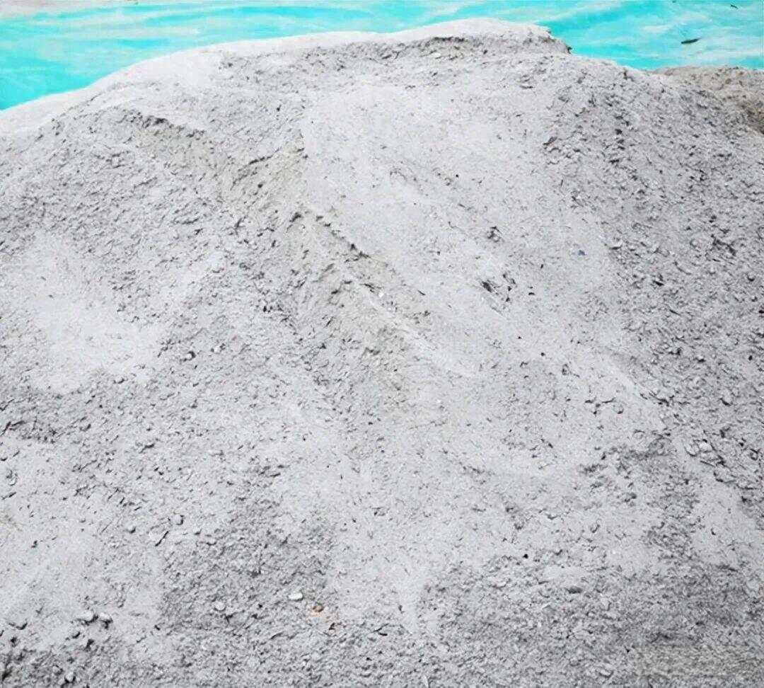 草木灰在农业生产中的作用与使用方法