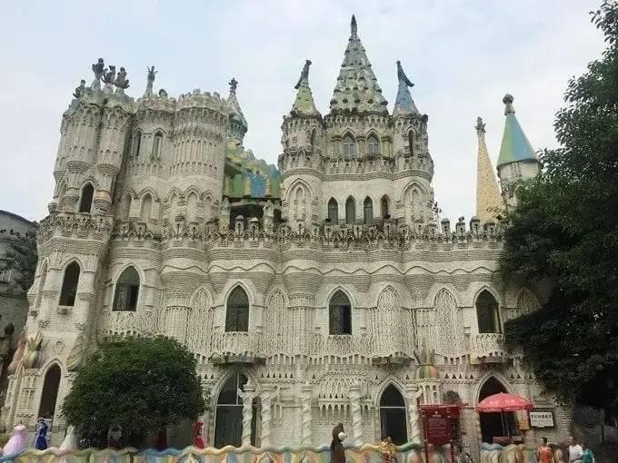 去重庆旅游最佳旅游季节和注意事项，体验当地生活文化的深度游