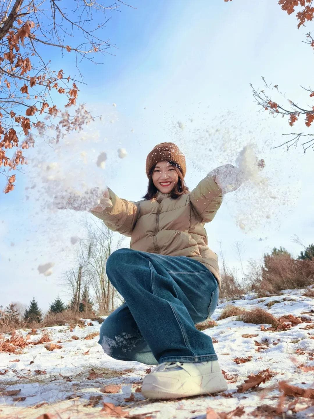 雪地拍照9个动作，甜美清新、温柔治愈，氛围感又俏皮又高级