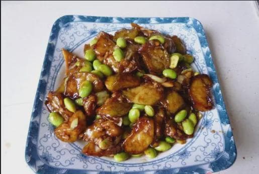 夏日绝配：茄子与它的秘密搭档，鲜爽营养双重奏，饭桌必备美味！