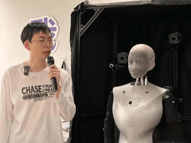 中国版“Ameca”？中科大90后博士成功研发出人形情感交互机器人