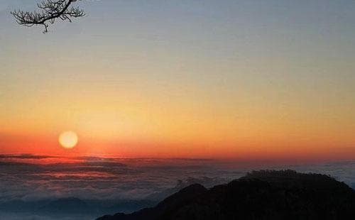 秋天黄山好玩吗？黄山秋季旅游攻略