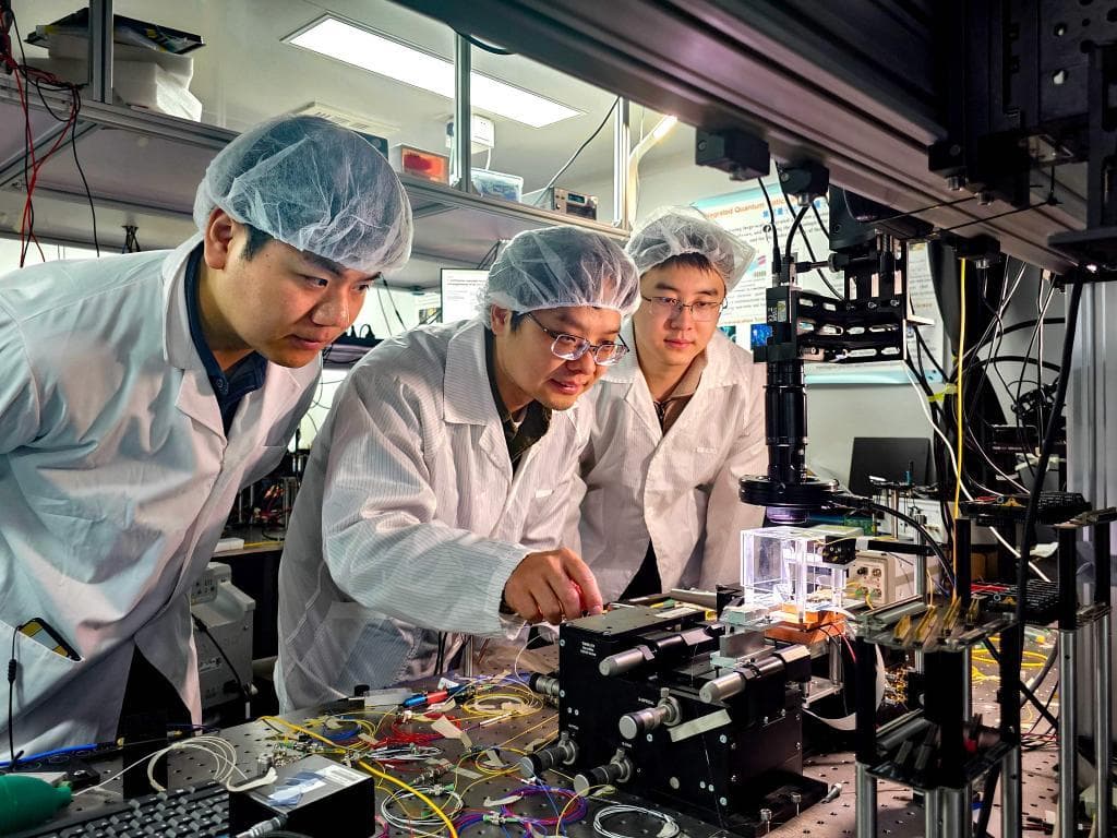 我国科学家在"连续变量"集成光量子芯片领域实现新突破