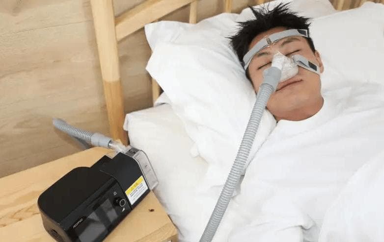 呼吸机面罩怎么选？三种类型面罩优缺点对比
