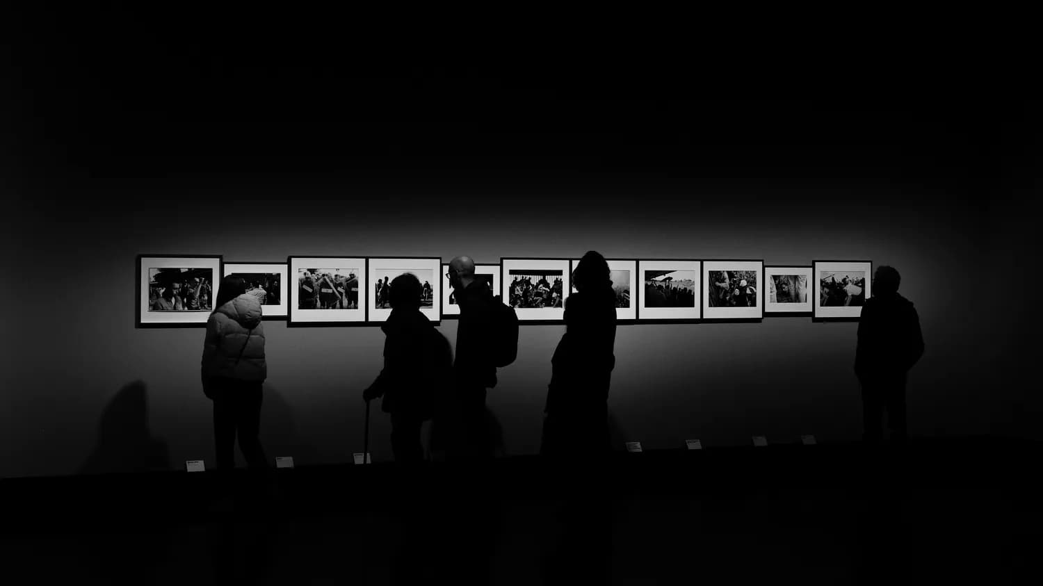 “永恒之眼”成亮点，首届大画幅摄影艺术展在京落幕