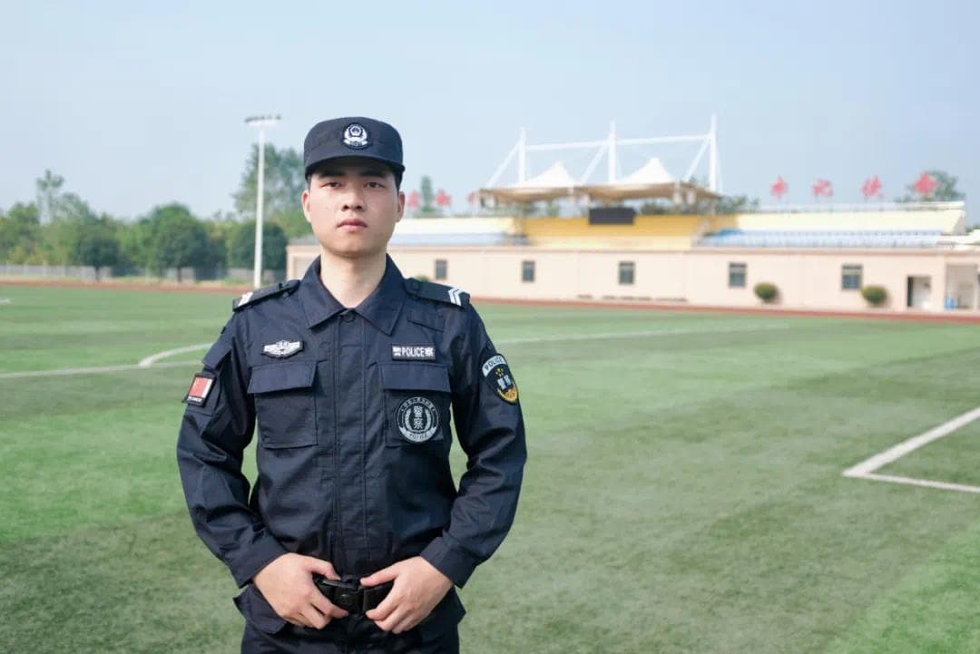 从警初体验：梦想与现实的碰撞与融合