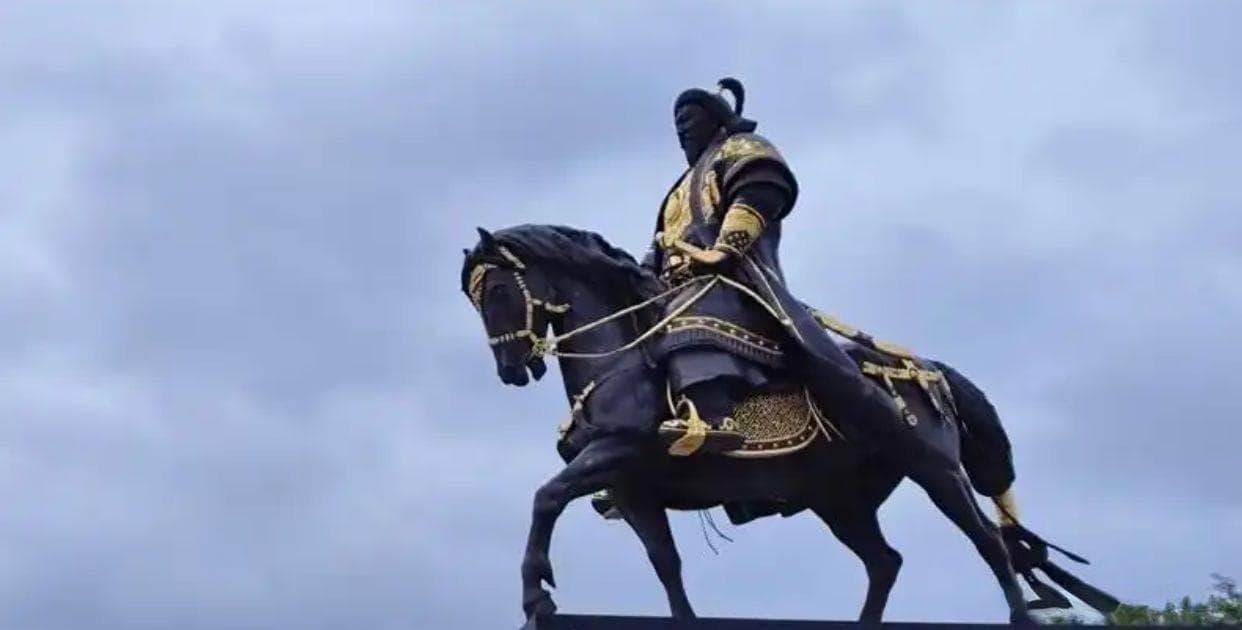 草原之王成吉思汗，是怎么一步步成为蒙古王？