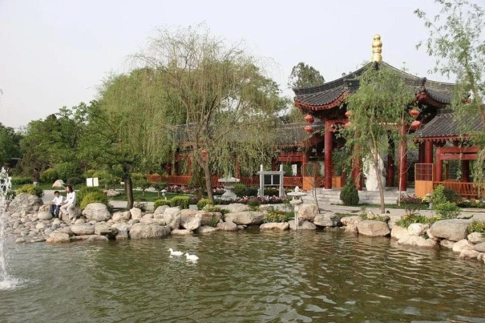 华清池：一池温泉，千年故事