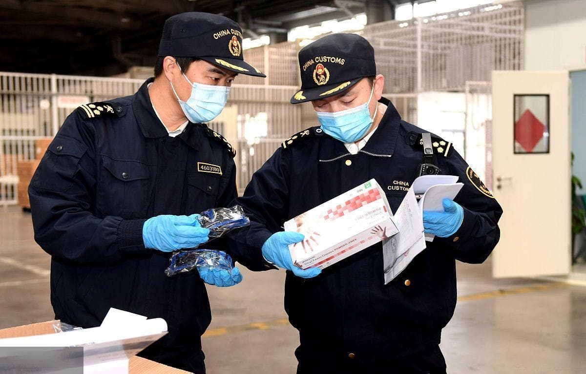 海关工作实录：不同地区、岗位的工作强度大起底