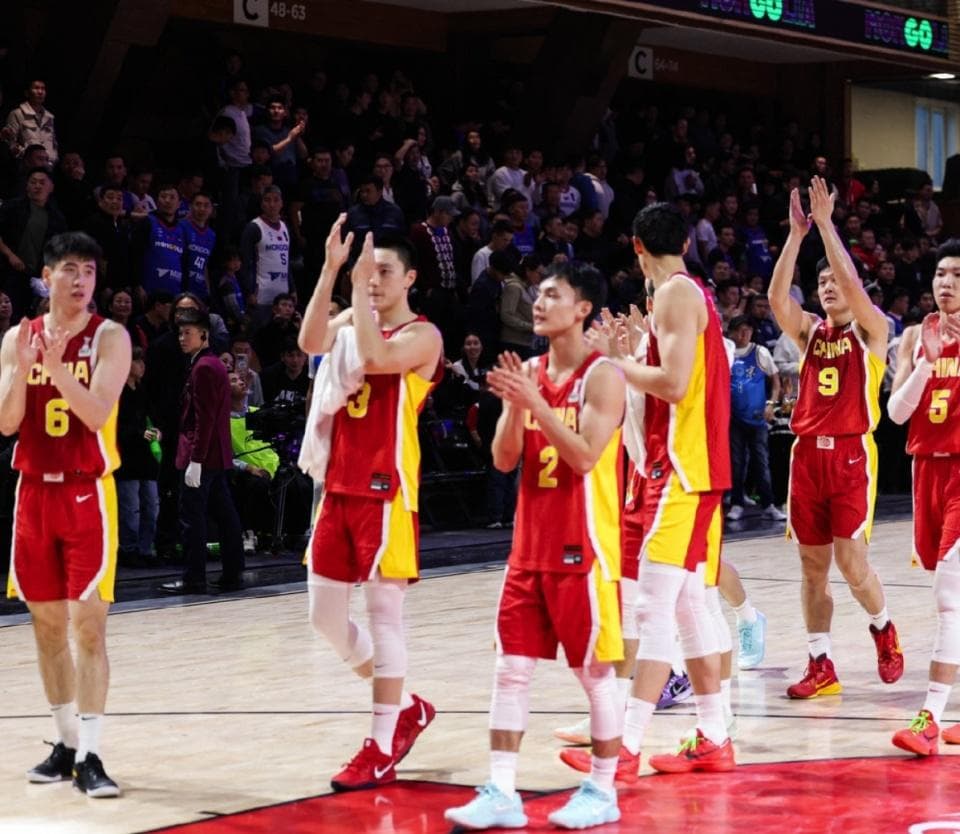 中国男篮大胜38分！球员评分：2人满分，3人优秀，2人可退队