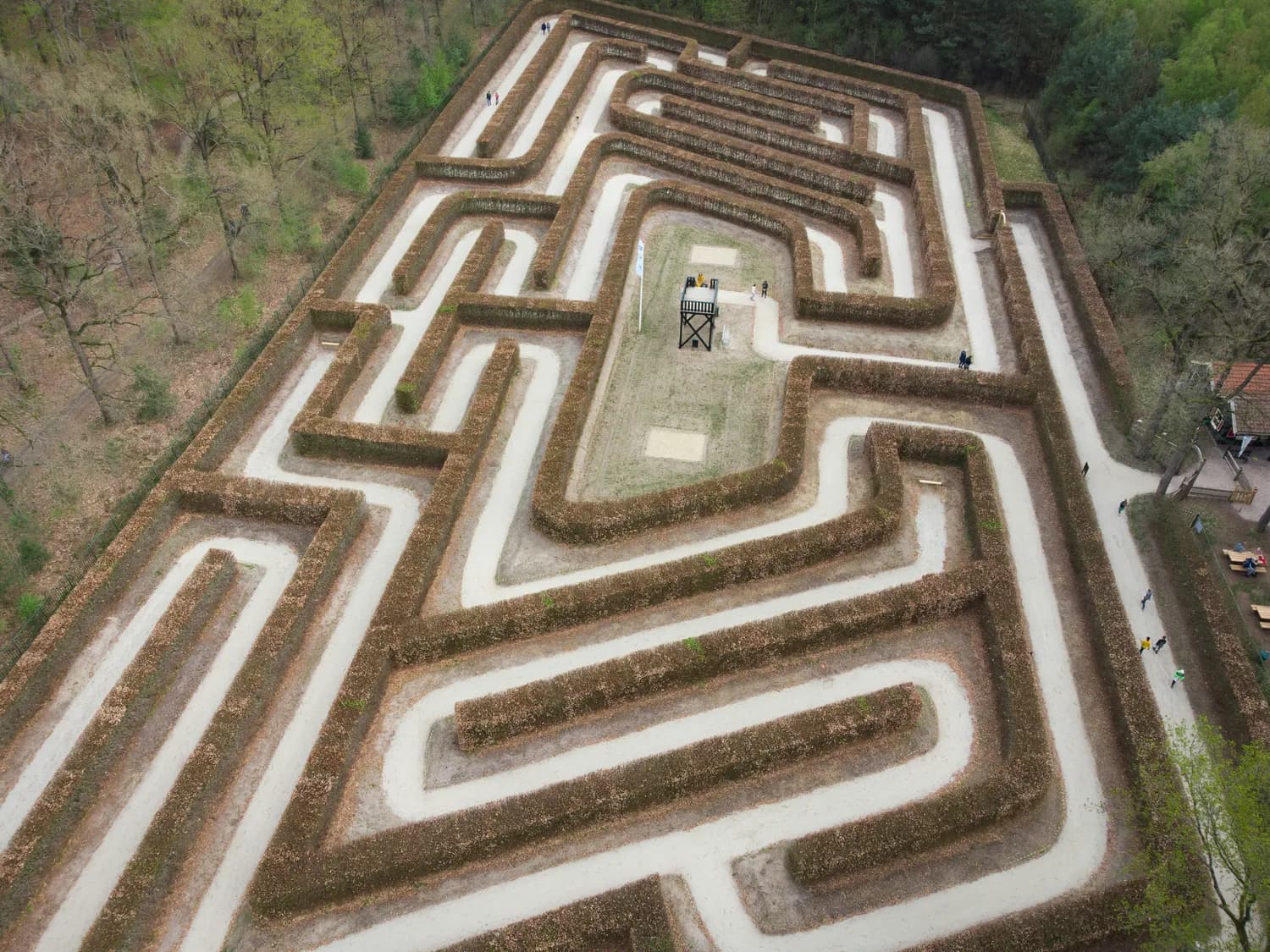《我的世界》迷宫制作完全攻略：从入门到精通