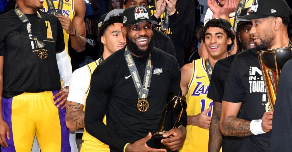 首届NBA杯回顾：湖人击败步行者夺冠 詹姆斯荣膺MVP
