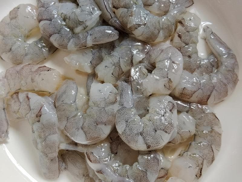 西蓝花炒虾仁的做法