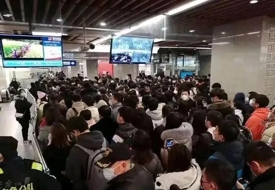 每天人挤人的地铁还会亏本？北京亏损240亿，全国仅有5城盈利