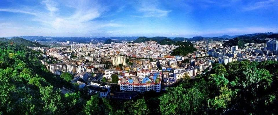 【冬游贵州】旅居“新兴义人”点赞第二故乡：“宜居典范 美好家园”