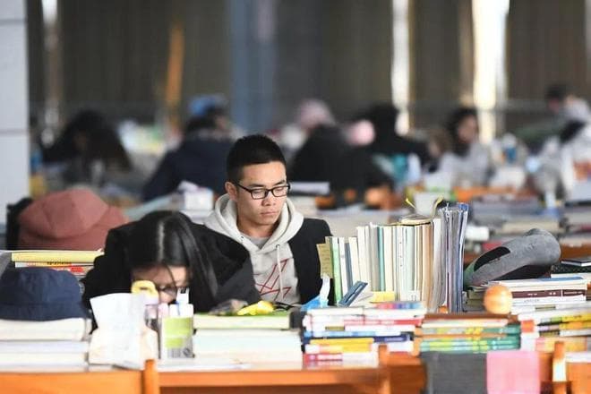 关于考研的基本常识之研究生一般上几年？考研指南看这就够了