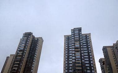 探析离婚案件中对拆迁安置房的处理