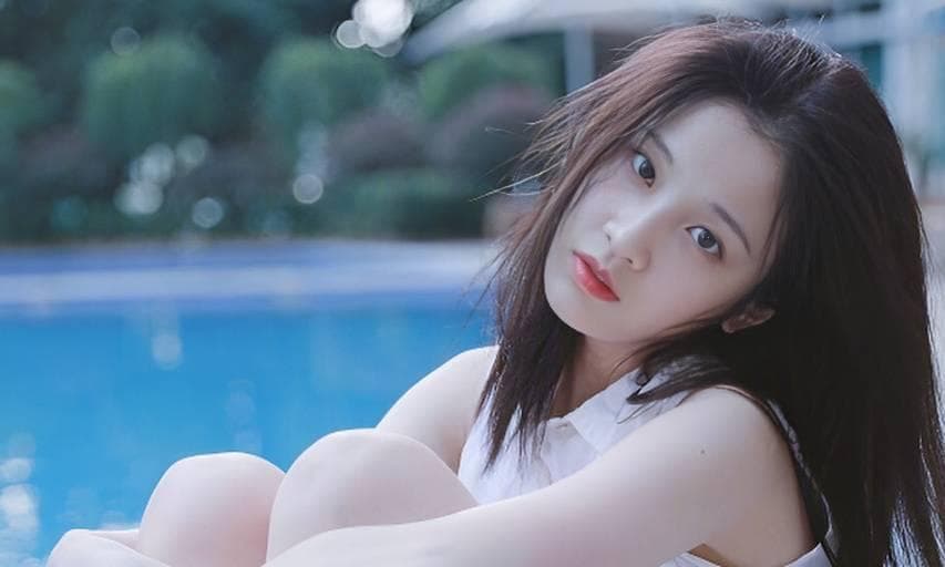 腌酸菜技巧全攻略：从选材到保存，这样做酸菜更脆更美味
