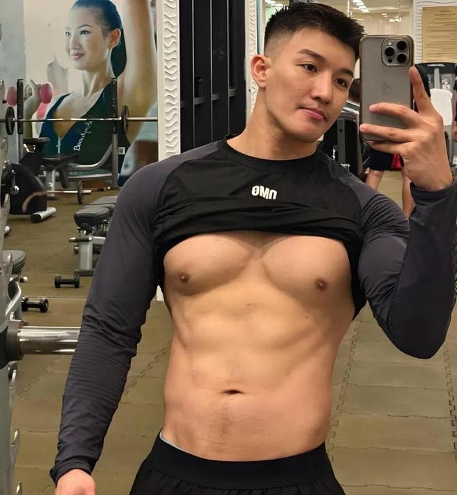男性增肌减脂计划：减掉小肚腩，打造腱子肉身材！