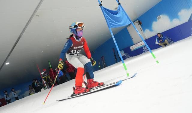 南方冰雪热：江苏45个场地年迎30余万游客，冰雪经济驶入快车道