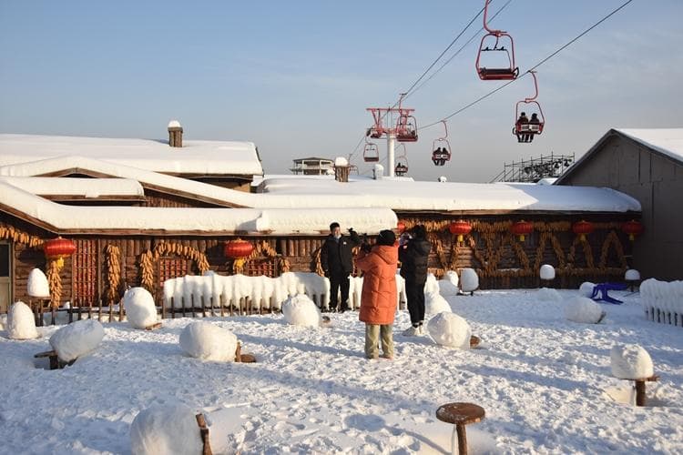 800亩冰雪世界，遵化山里各庄打造文旅融合新地标