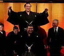 正方辩手观点阐述相扑比赛的文化与竞技价值