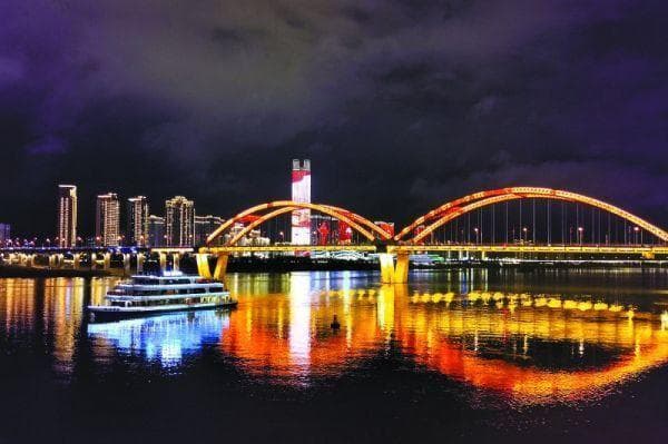 嘉陵江水上旅游成为都市旅游新亮点
