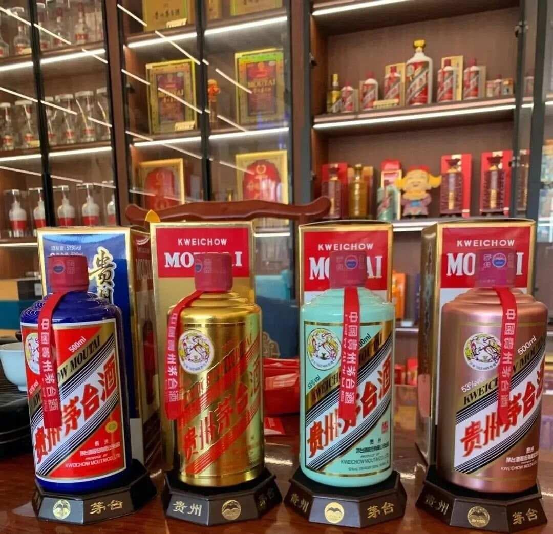 餐桌礼仪之酒局礼仪：倒酒的规矩与敬酒顺序