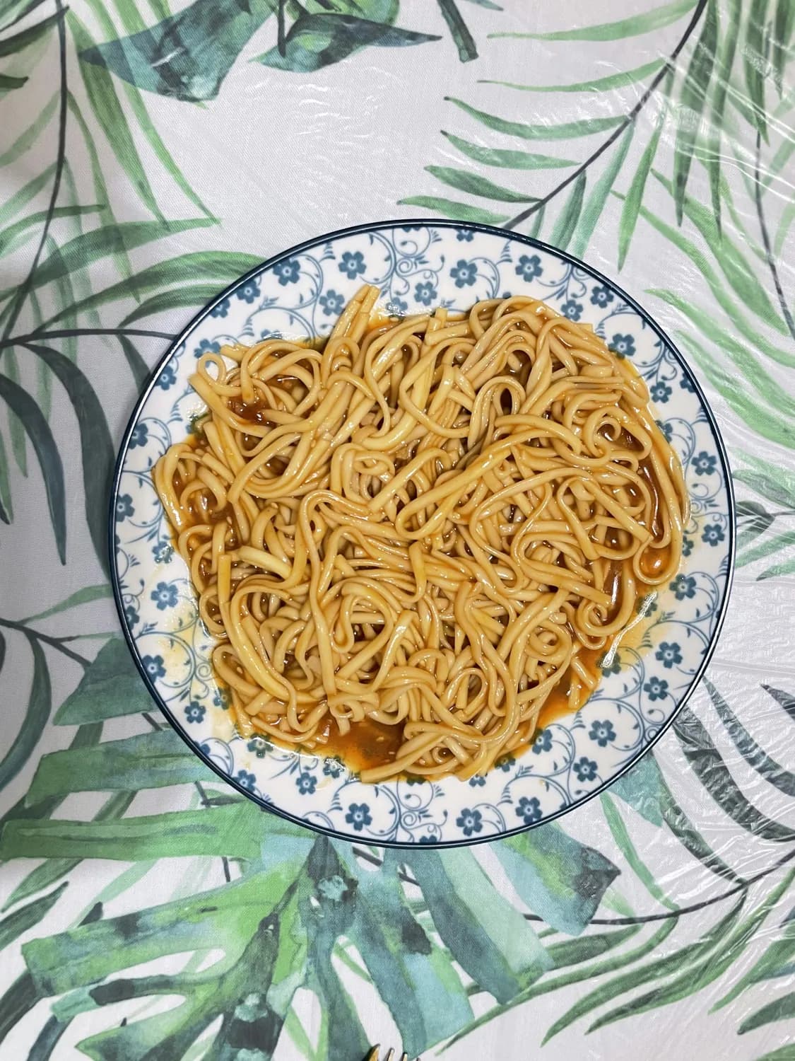 中国三大特色早餐：热干面、早茶与煎饼果子
