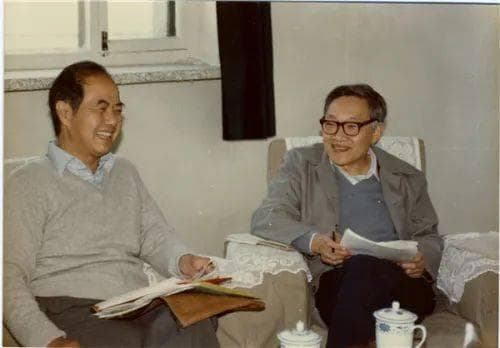 中国首台正负电子对撞机的曲折历程