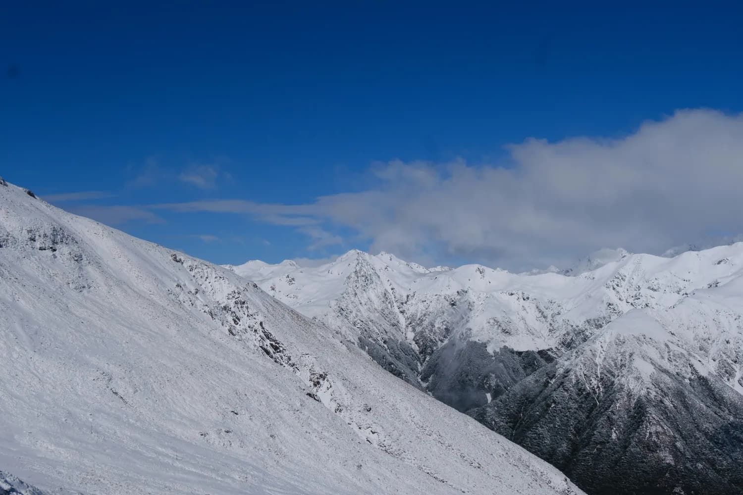 西岭雪山：南方最温暖的滑雪胜地