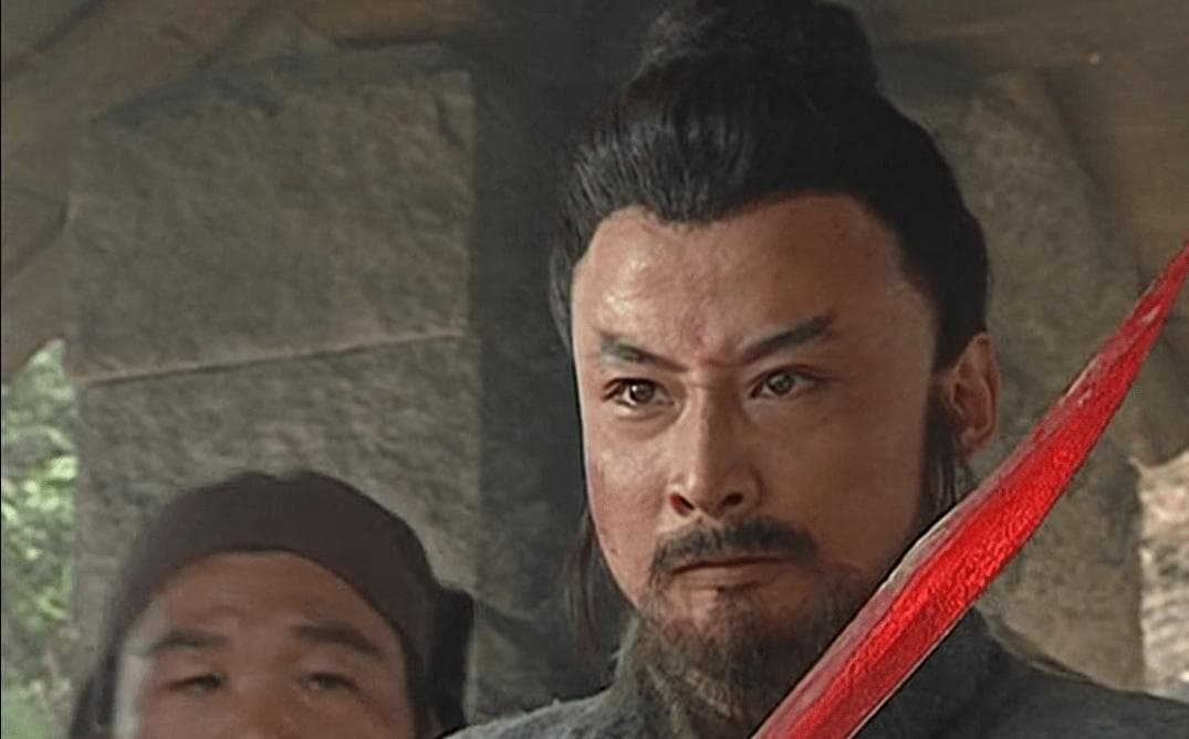 水浒传：王伦究竟哪里做错了，为什么会被一向能忍的林冲给宰了？