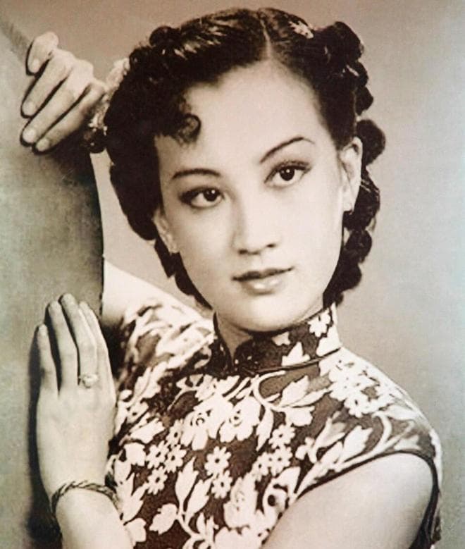 “金嗓子”是指歌唱得好？才女周璇告诉你何谓“一嗓值千金”