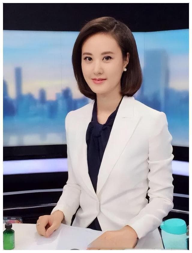 央视新生代主持人爆红秘籍揭秘