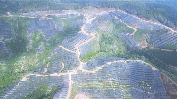 西双版纳32万千瓦光伏项目投运，每年减排二氧化碳40万吨