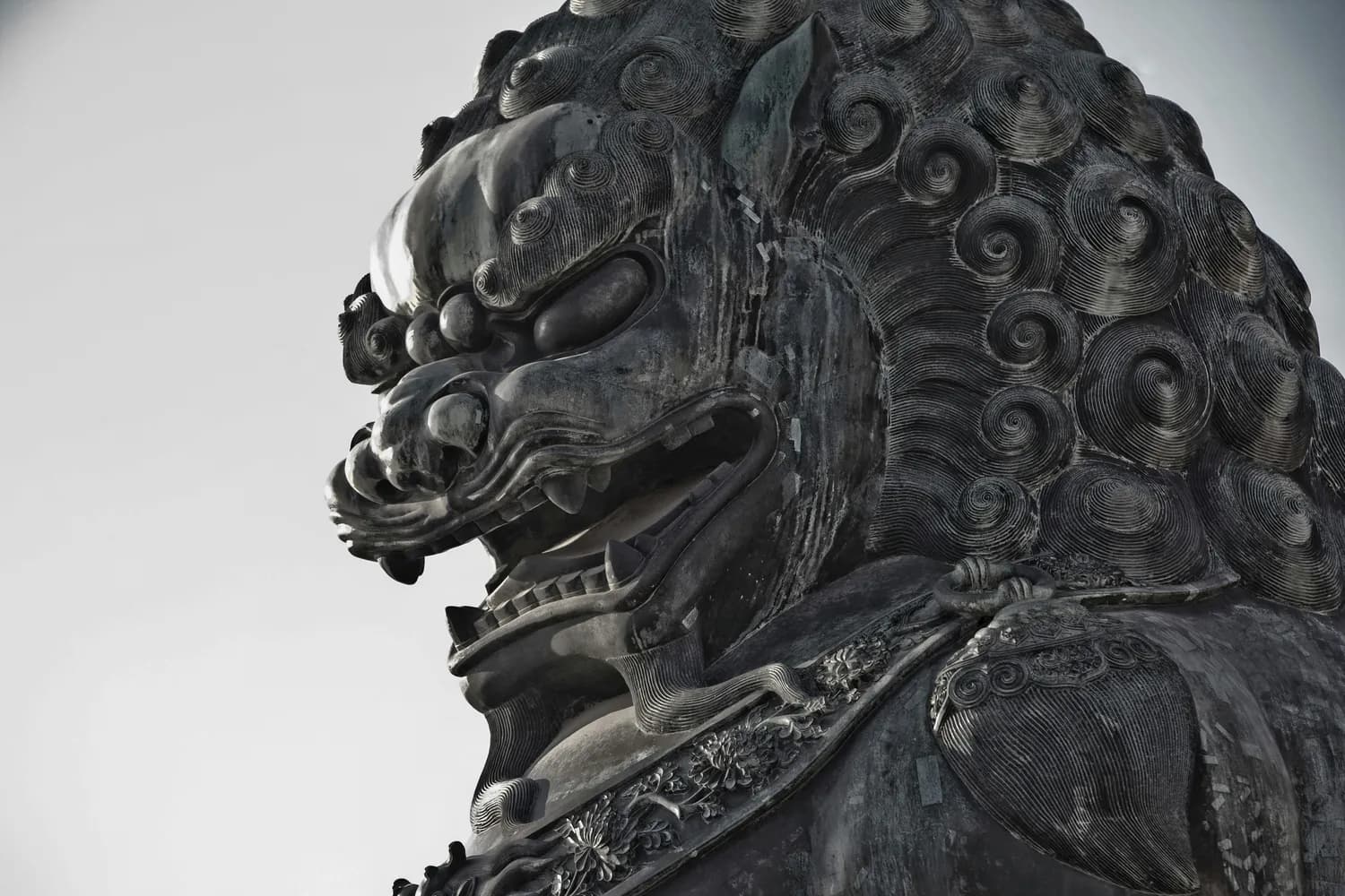 沧州铁狮子：千年古迹的历史密码与保护困境