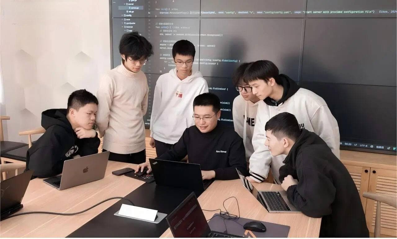 AI当辅导员，帮助批改作文......师生如何与人工智能同行？