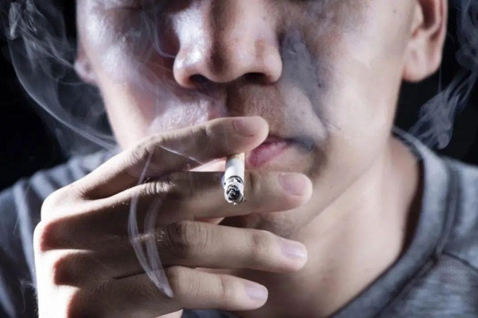 为什么有的人每天一包烟，活到 90 也没得肺癌？