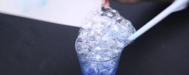 在家自制泡泡水：原理与制作方法详解