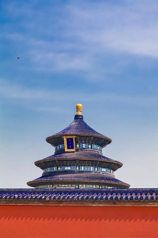 浙江的山水与文化之旅：必去景点推荐，从西湖到普陀山