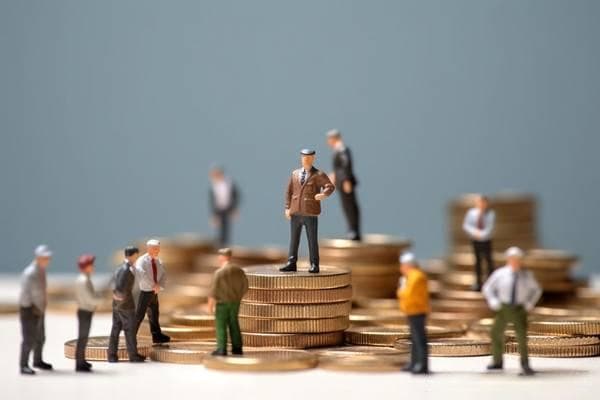 薪酬结构优化策略：如何平衡固定与浮动薪酬？