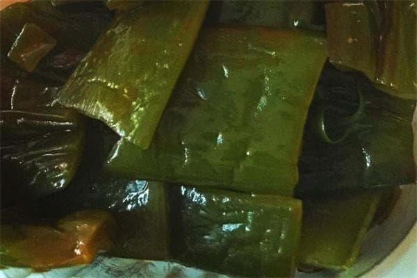 海白菜和裙带菜的区别及海白菜的挑选与烹饪技巧