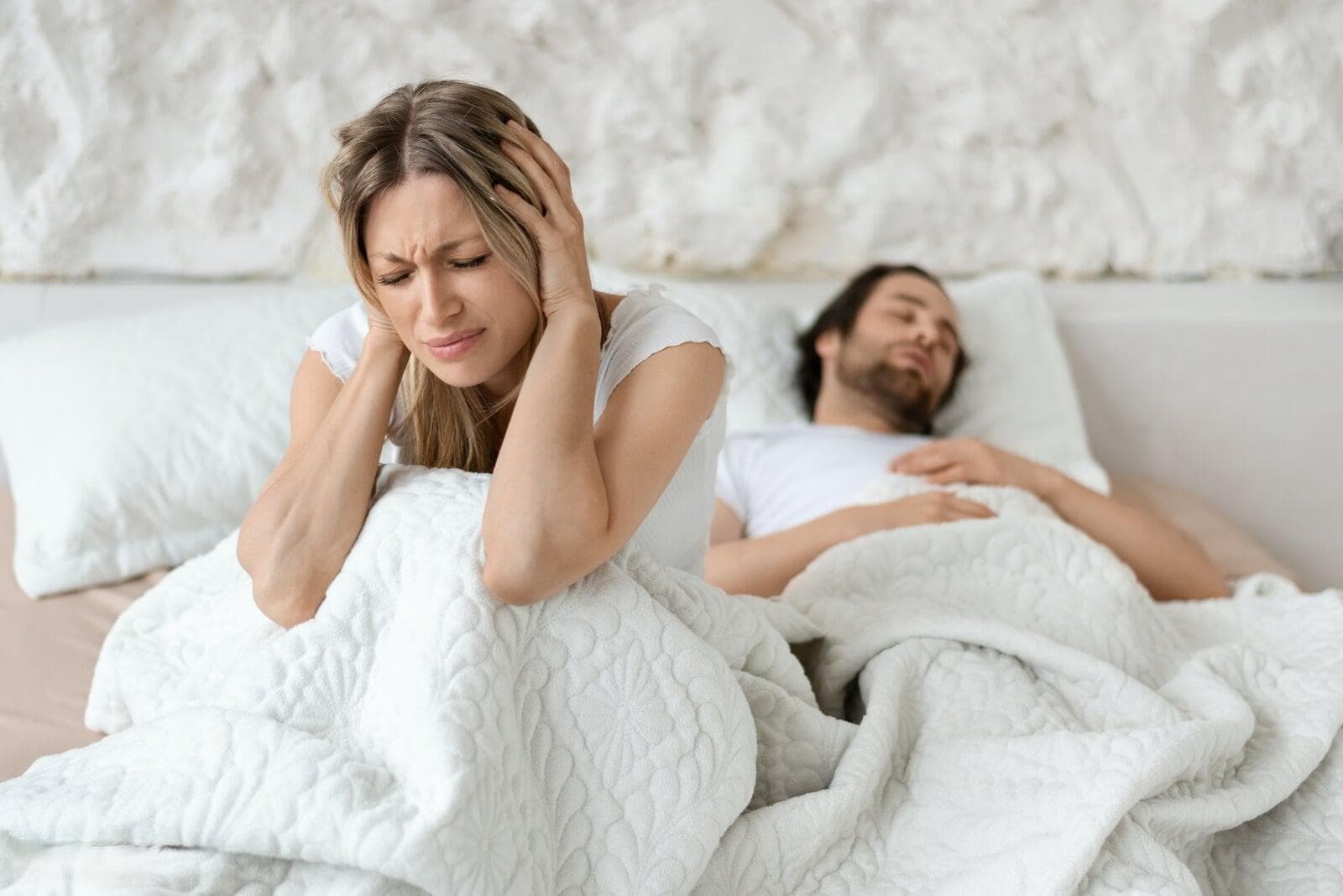 阻塞性睡眠呼吸暂停：症状、危害与治疗