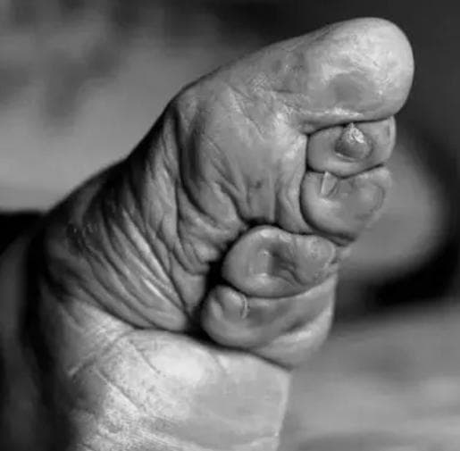 古代女人为什么要裹小脚，背后有什么复杂的因素？