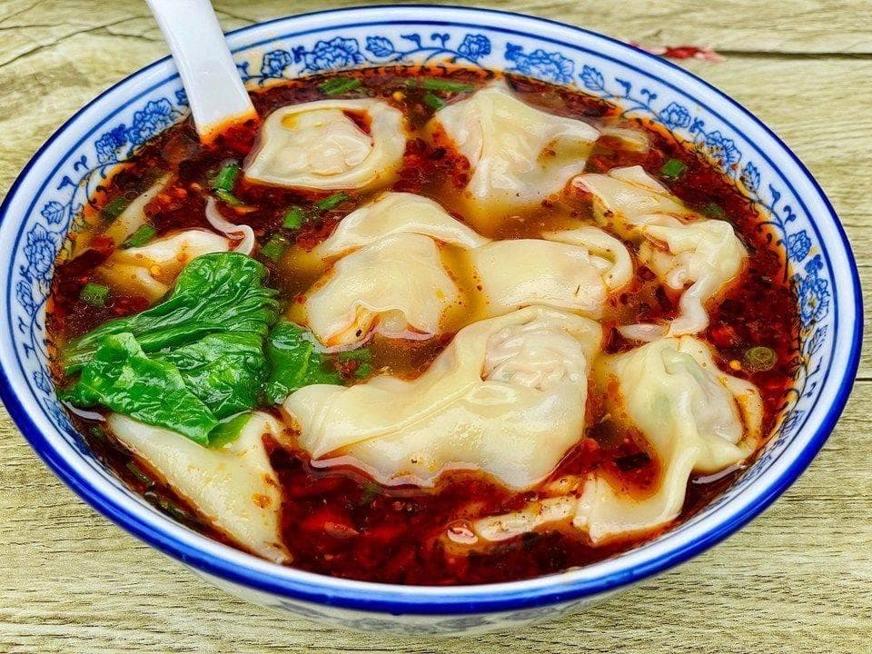 红油抄手美味秘诀：馅料与红油的完美搭配