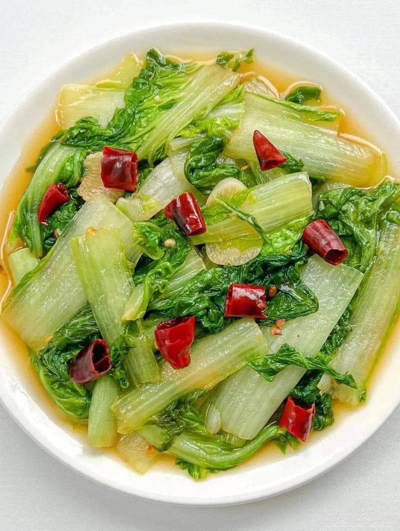 清炒小白菜的家常做法,脆嫩爽口,开胃解油腻,营养又健康