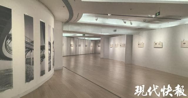 长江大桥玻璃栈道的别样观看方式，边千慧个人摄影展开幕