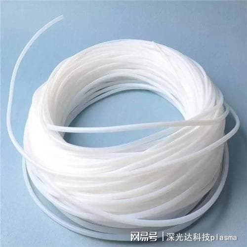 PTFE表面改性黑科技：等离子体技术如何让疏水材料“亲水”？