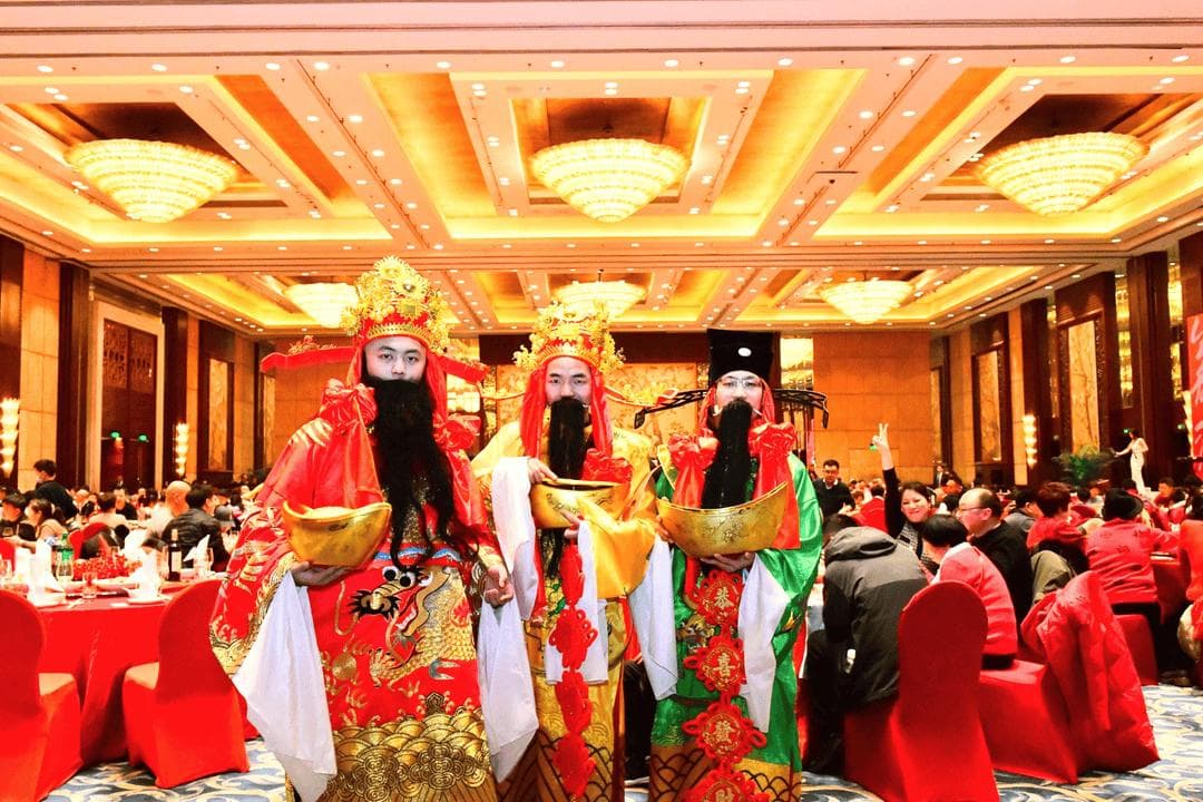 注重仪式感蛇年新春成都年夜饭预订火爆